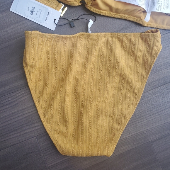 NWT Yellow O Ring Bikini Top & Bottom - Picture 6 of 8